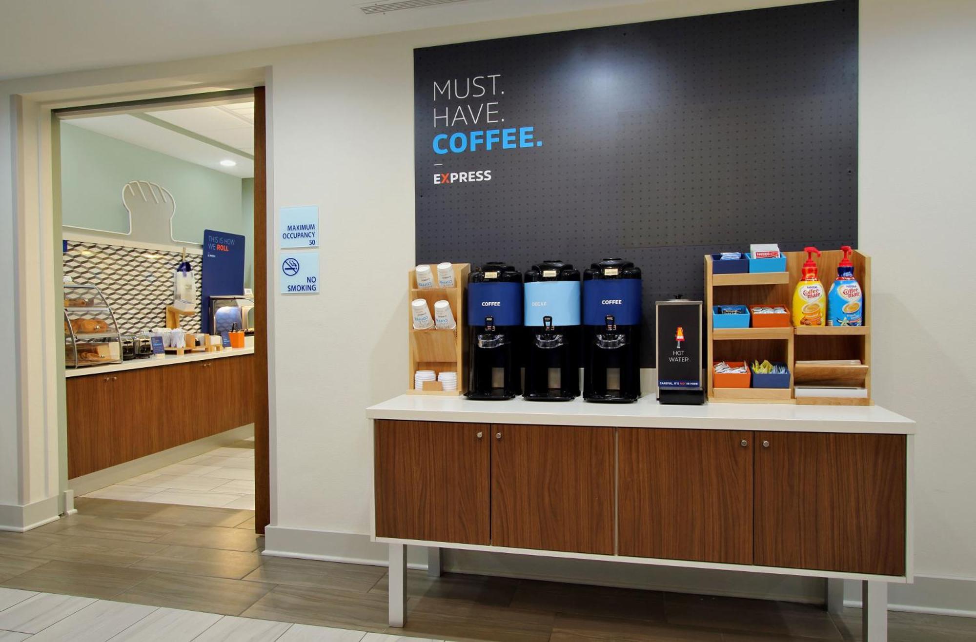 Holiday Inn Express Calgary South By Ihg Exteriör bild