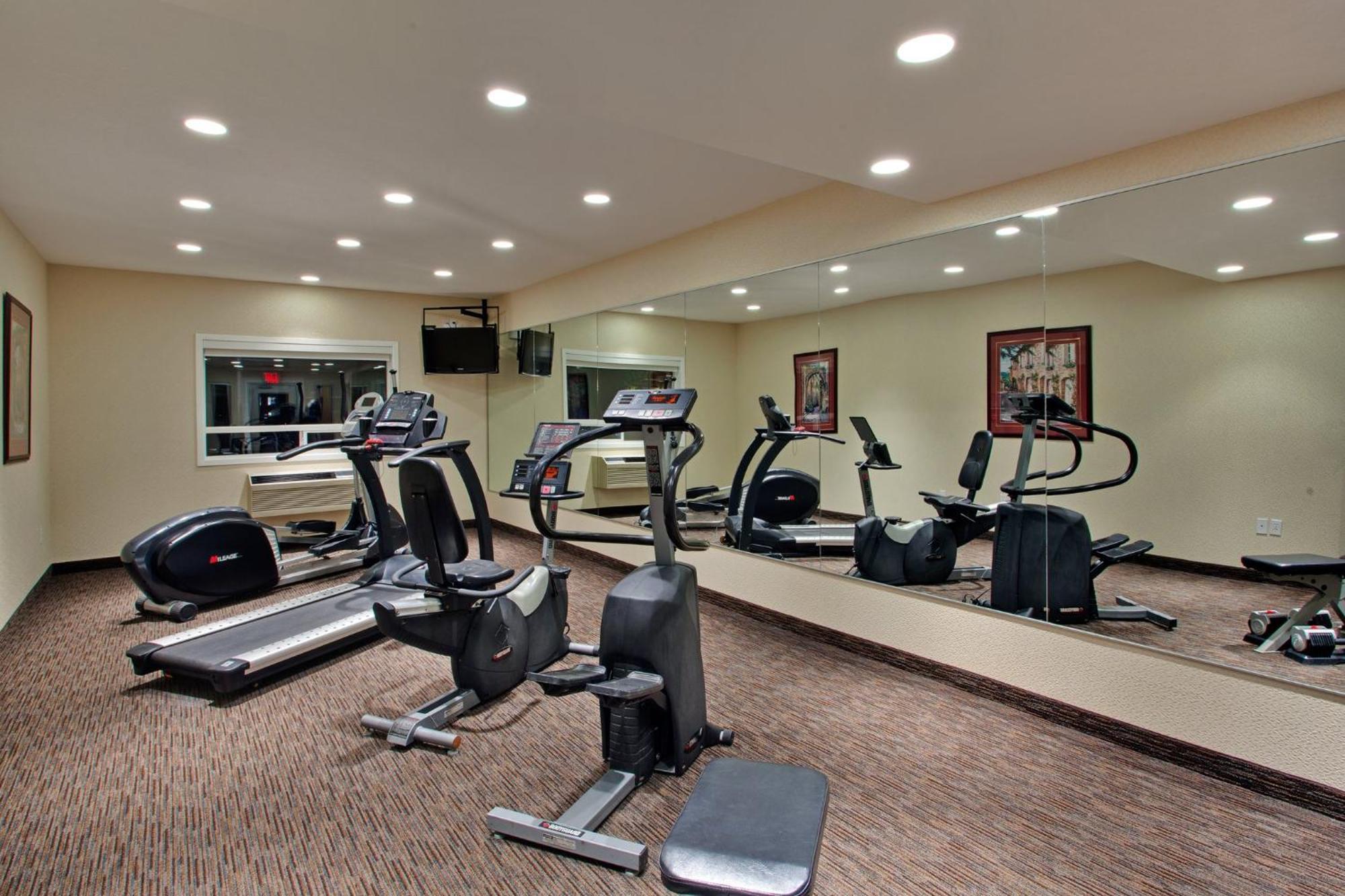 Holiday Inn Express Calgary South By Ihg Exteriör bild