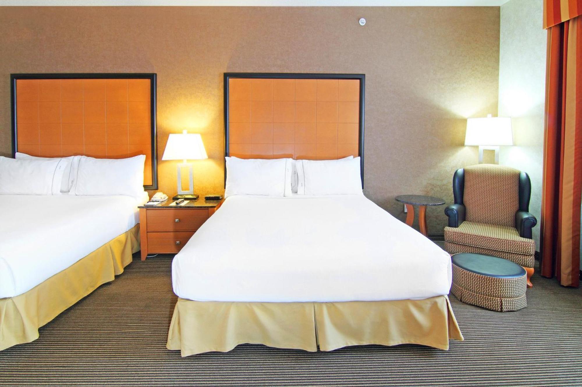 Holiday Inn Express Calgary South By Ihg Exteriör bild