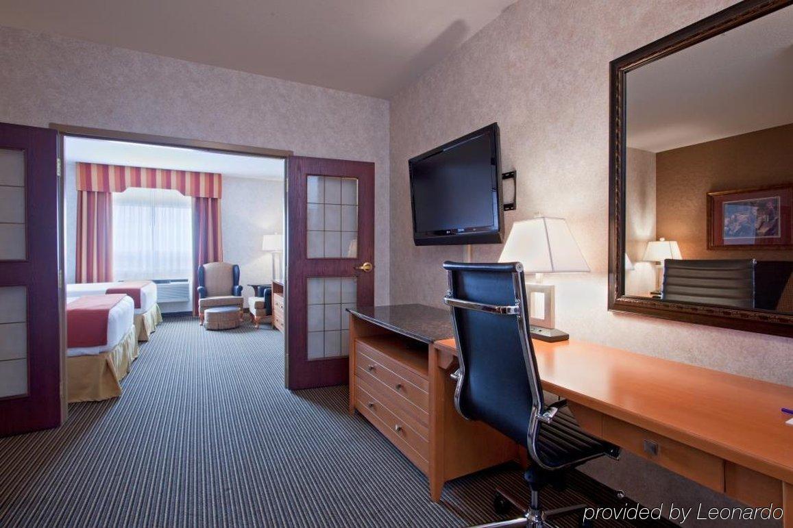Holiday Inn Express Calgary South By Ihg Rum bild